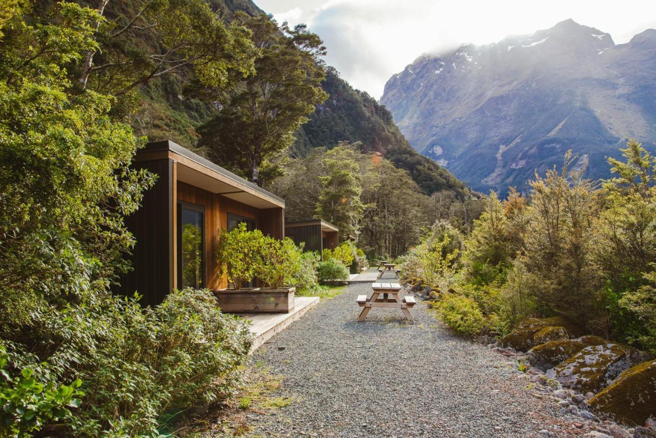 Milford Sound Lodge Екстериор снимка